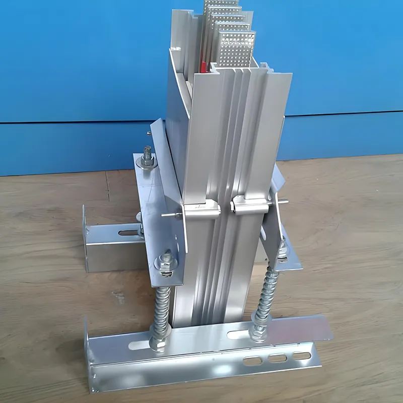 Vertikalus „Sandwich Busway“.